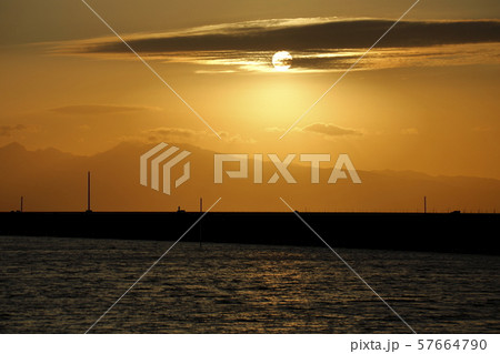 大牟田市 三池港 夕日、 大牟田市 三池港 夕日、 57664790