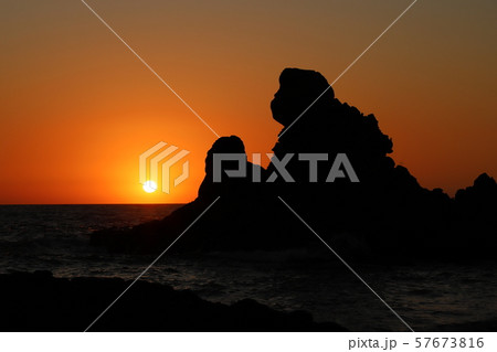 鹿児島 人形岩の夕日 鹿児島 人形岩の夕日 57673816