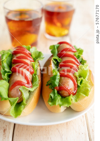 ホットドッグ ホットドッグ 57677170