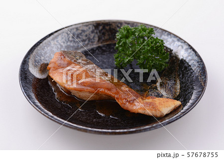 鮭のムニエル 57678755