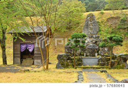一乗谷散歩・朝倉神社と忠魂碑　一乗谷朝倉遺跡　 57680643