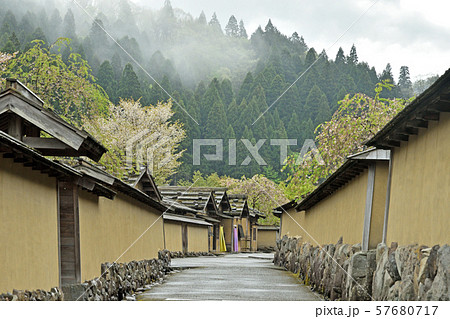 一乗谷散歩・一乗谷朝倉遺跡復元町並　 57680717