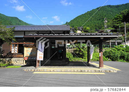 9月 奥多摩町01鳩ノ巣駅・青梅線 9月 奥多摩町01鳩ノ巣駅・青梅線 57682844