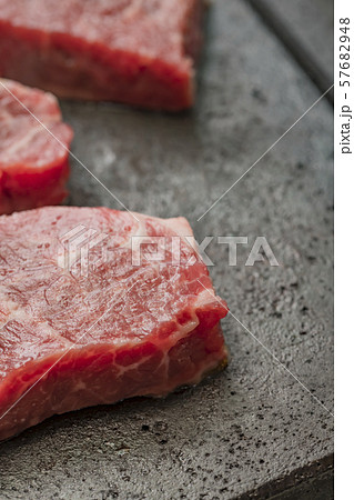 【焼肉】 【焼肉】 57682948