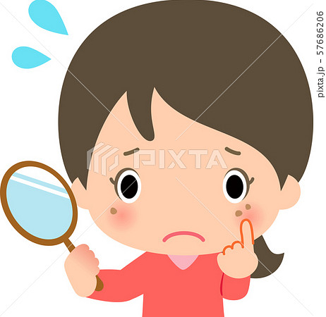 シミを気にする鏡を持った若い女性 シミを気にする鏡を持った若い女性 57686206