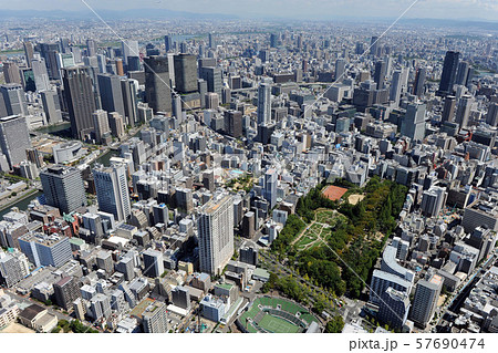 大阪市西区を空撮 57690474