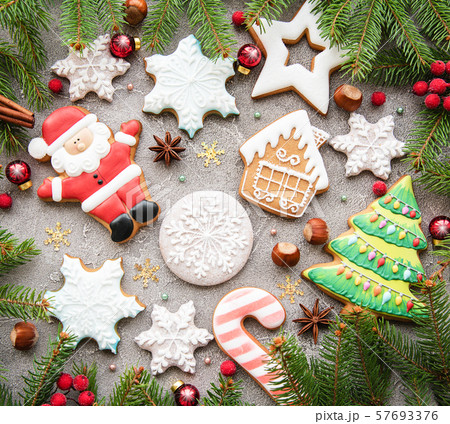 Christmas decoration with cookies 57693376