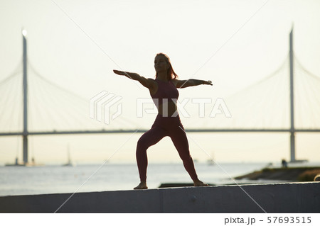 Woman training in the city Woman training in the city 57693515