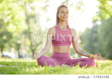 Woman enjoying her training 57693586