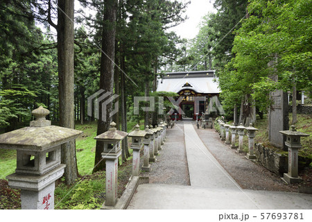 三峯神社 随身門 三峯神社 随身門 57693781
