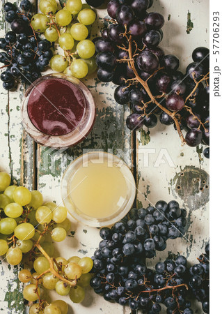 New red and white wine Federweisser 57706293