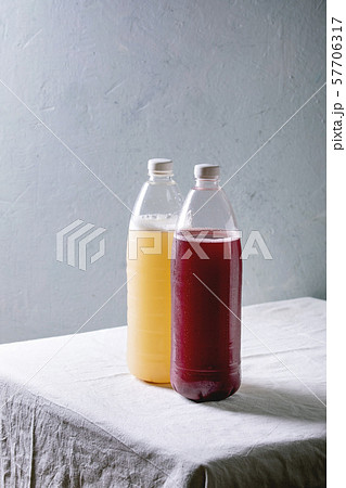 New red and white wine Federweisser 57706317