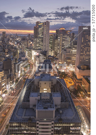 大阪の夜景/大阪駅前第3ビル 大阪の夜景/大阪駅前第3ビル 57715000