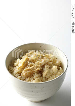 シラスと油揚げの炊き込みご飯 57715766