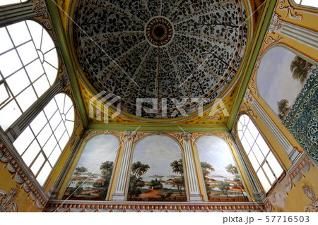 トプカプ宮殿内部 57716503