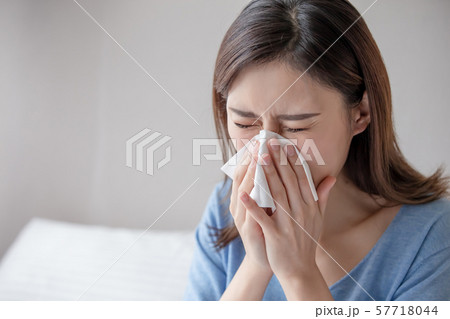 woman has running nose woman has running nose 57718044
