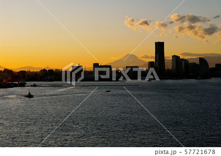 横浜ベイブリッジスカイウォーク 57721678