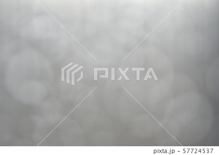 抽象背景 玉ボケと縦のライン 背景素材の写真素材