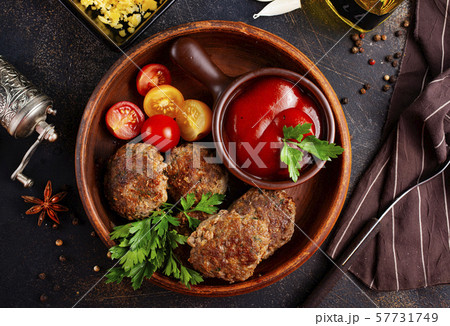 cutlets 57731749