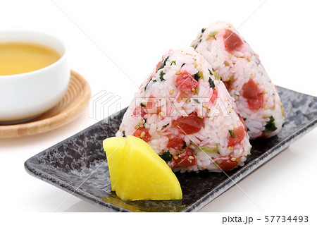 おにぎり おにぎり 57734493