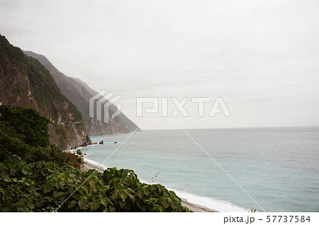 台湾 花蓮 海沿い 57737584