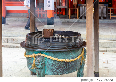 拝殿の香炉 熊野那智大社  57739778