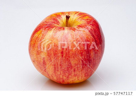 Ripe red apple isolated on white Ripe red apple isolated on white 57747117