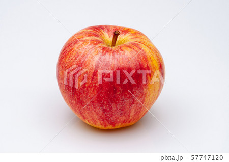 Ripe red apple isolated on white 57747120