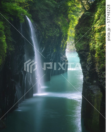 高千穂峡 真名井の滝 高千穂峡 真名井の滝 57748228