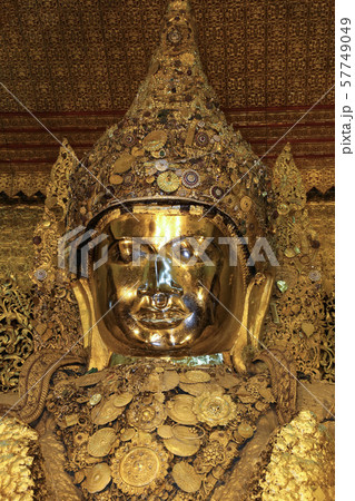 Mahar Myat Muni Buddha - Mandalay - Myanmar 57749049