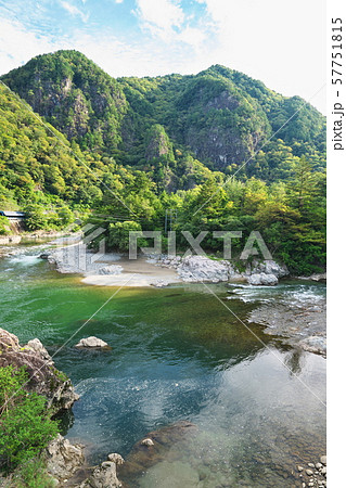国道41号線　中山七里の屏風岩 57751815