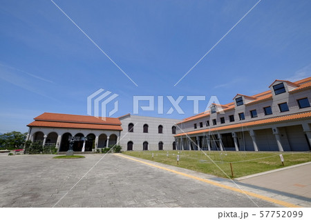 安曇野市豊科近代美術館と安曇野市豊科交流学習センター 安曇野市豊科近代美術館と安曇野市豊科交流学習センター 57752099