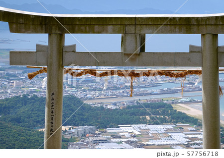 高屋神社本宮 天空の鳥居 天空の参道 香川県観音寺市 高屋神社本宮 天空の鳥居 天空の参道 香川県観音寺市 57756718