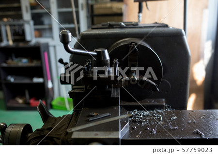 突っ切り加工 57759023