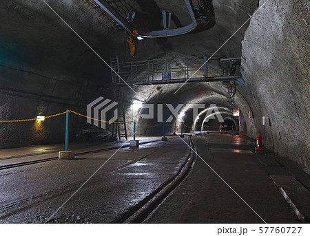 【青森県】青函トンネル 坑道（竜飛斜坑線体験坑道駅付近） 57760727