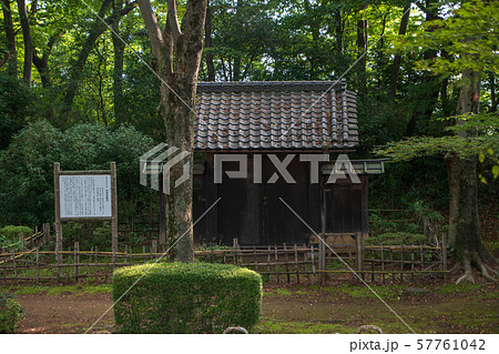 岩槻城址公園 岩槻城裏門　さいたま市 57761042