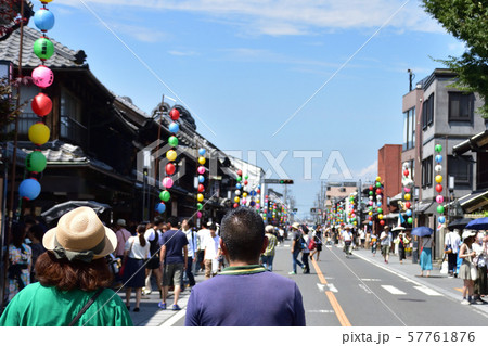 埼玉県川越市の川越百万灯夏祭りの風景 57761876