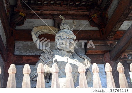 仁和寺二王門の仁王像吽形-4 57762113