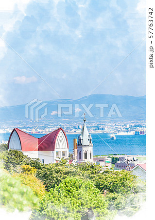 北海道の夏の風景 カトリック元町教会と函館湾のイラスト素材
