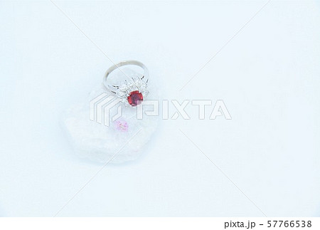 指輪　ルビー　ダイヤモンド 57766538