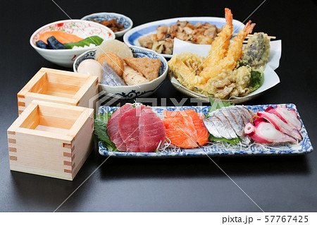 日本酒と和食_居酒屋料理 日本酒と和食_居酒屋料理 57767425