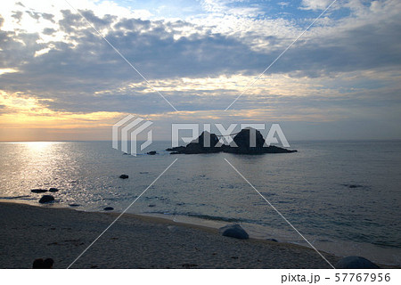 夕暮れ　二見ヶ浦　サンセットロード　糸島風景2 57767956