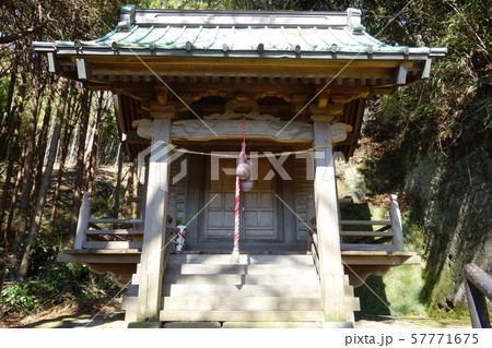 御霊神社 57771675