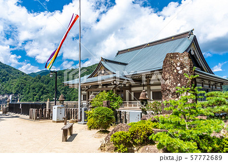 那智山 青岸渡寺境内 57772689