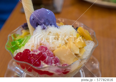 ハロハロ デザート フィリピンの写真素材