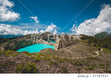 kelimutu crater lakes enchanted place indonesia 57787037