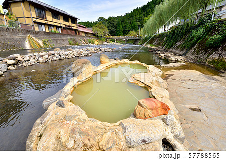 長湯温泉ガニ湯　大分県竹田市 57788565