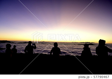 夜明け前（撮影地：乗鞍、大黒岳） 57790467