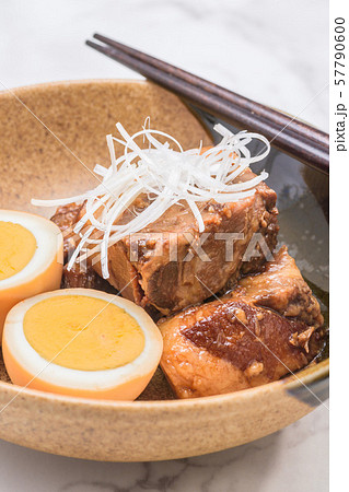 豚の角煮と煮卵 57790600