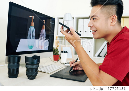 Retoucher recording voice message 57795181